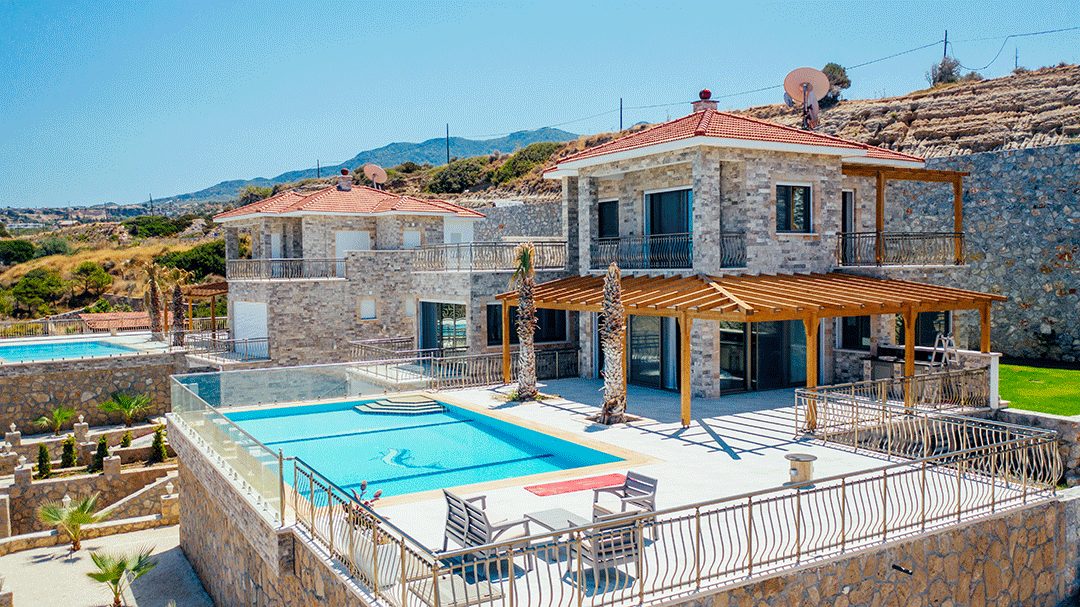 VILLA IN ESENTEPE, Exterior view