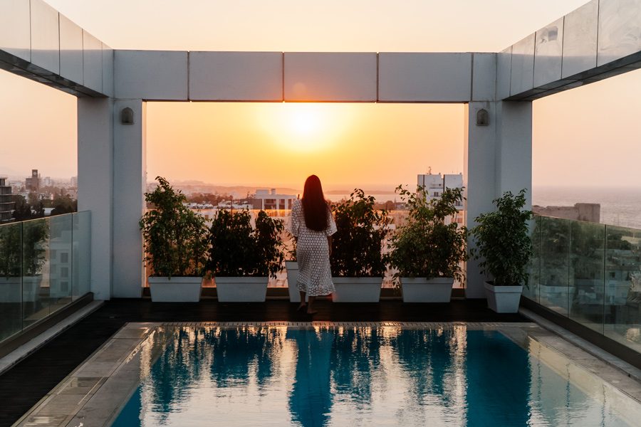 Laroni Real Estate, Sunset